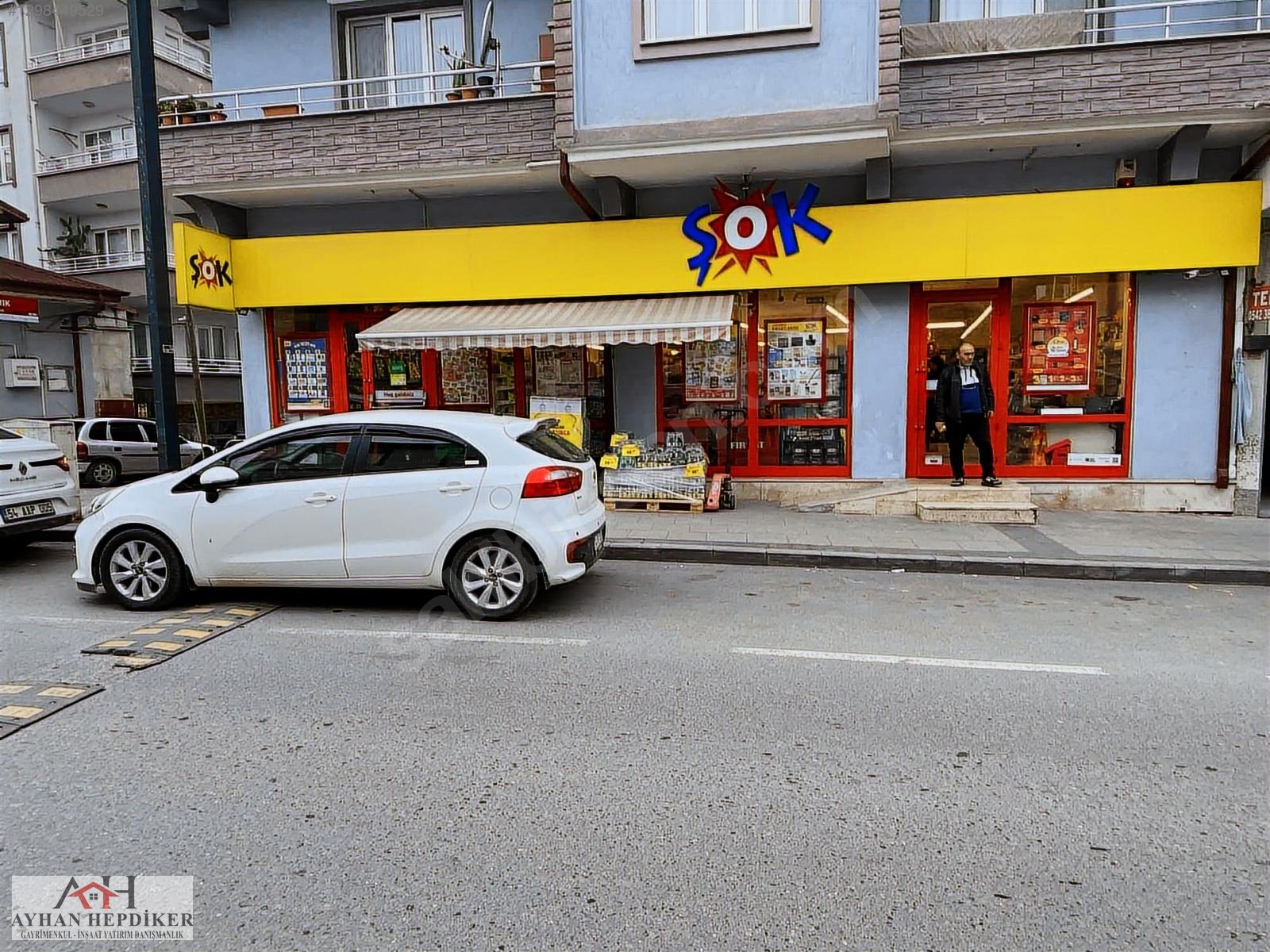 Sakarya Adapazarı Hızırtepe'de Kurumsal Kiracılı, Köşede 230 m2.