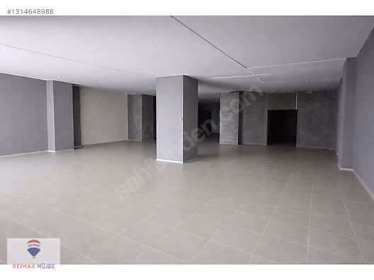 EYÜPSULTAN YEŞILPINARDA KIRALIK 600 M2 DÜKKAN
