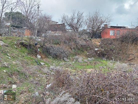 BERGAMA KIRANLI MAH DE 260 M2 ARSA MAH ÇARŞI KENARINDA MANZARALI MÜSTAKİL TAPU