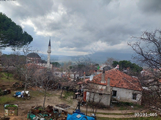 BERGAMA KIRANLI MAH DE 445 m2 TAŞ EV VE BAHÇESİ MÜSTAKİL TAPU MANZARALI