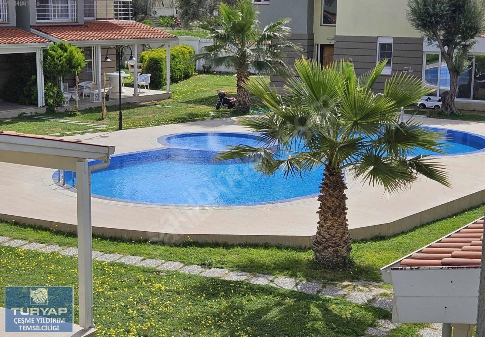 TURYAP'TAN ÇEŞME AYAYORGI'DE HAVUZLU SİTE İÇİ LÜKS VİLLA - İZMİR ÇEŞME