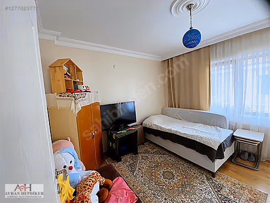 Acil Serdivan Arabacı Alanı'nda 160m²Müstakil Bahçeli Villa acil