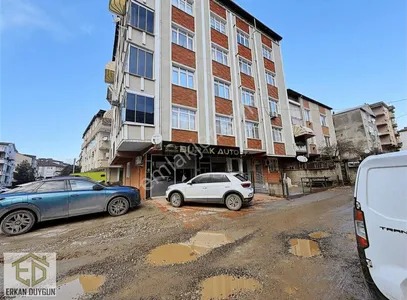 Yarımcapark İşmerkezinde Satılık Dükkan