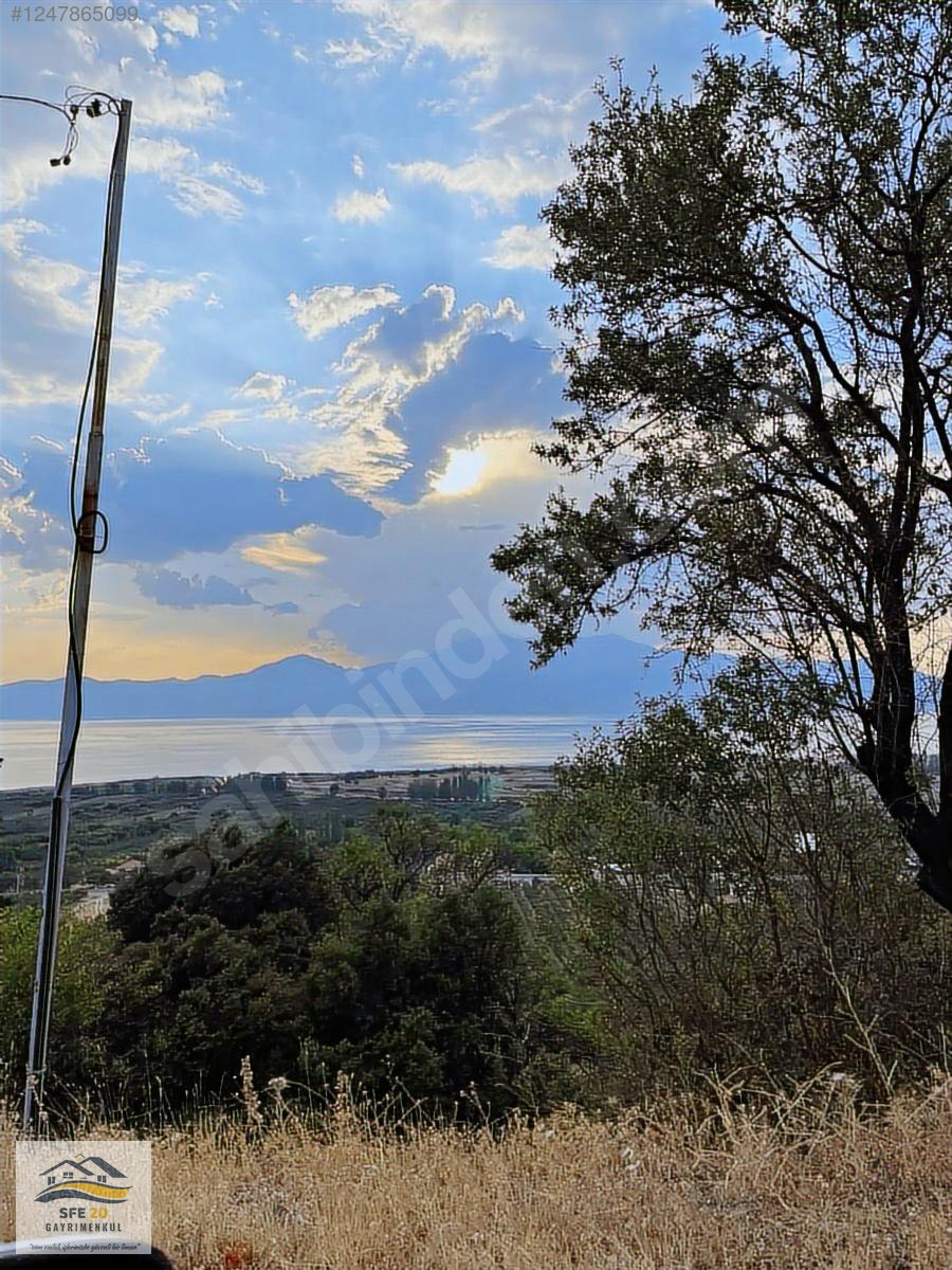ISPARTA EĞRİDİR GÖLÜ MANZARALI 2755m2 YATIRIMLIK ŞAHANE ARAZİ