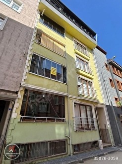 KARAMÜRSEL 4 TEMMUZ MAH. MERKEZE YAKIN SATILIK 2+1 FIRSAT DAİRE