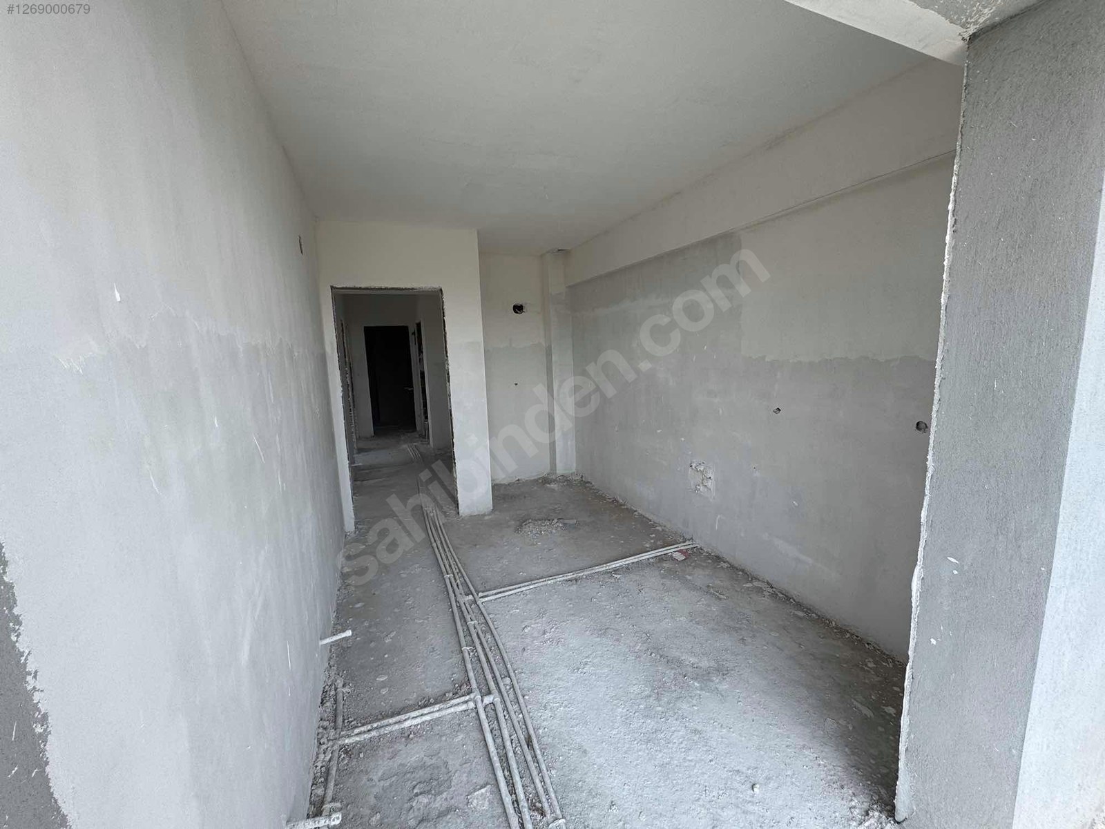 DOSTLARDAN EFENDİDE SATILIK 2+1