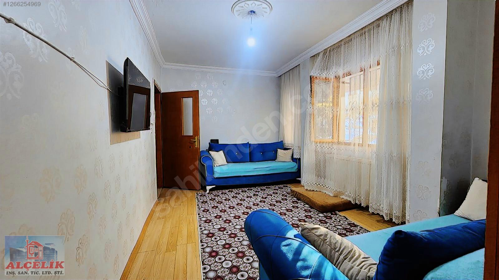 MERKEZDE SALI PAZARI ÇEVRESİ