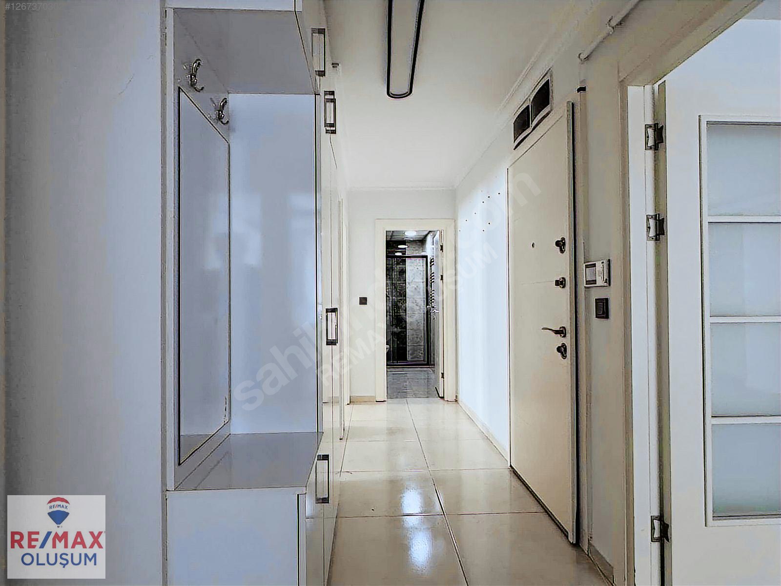 GAZİOSMANPAŞA KÜÇÜKKÖY PARÖZ EVLERİNDE SATILIK 3+1 DAİRE