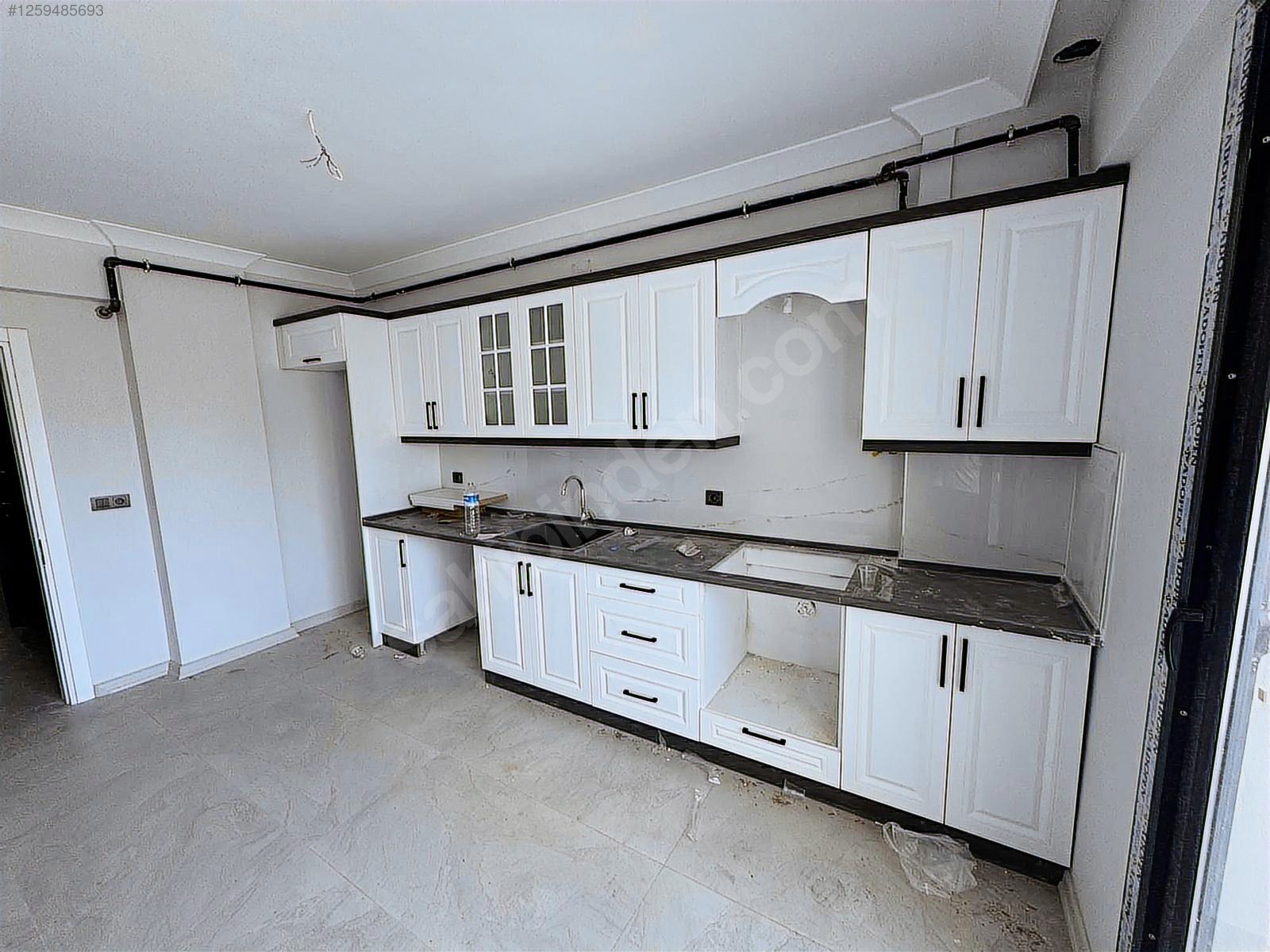 DOSTLARDAN HÜRRİYET DE SATILIK 2+1 DAİRE