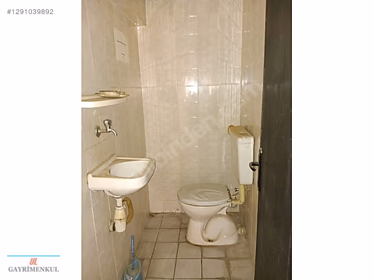 Bursa Osmangazi Kırcaali Mh Kent Meydanı yakın acil satılık ofis