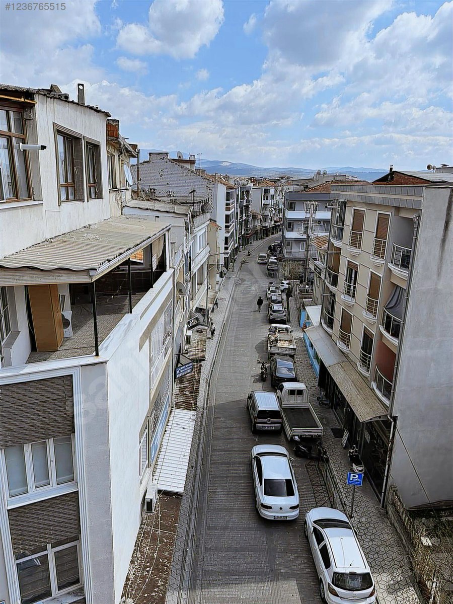 DOSTLARDAN MERKEZDE İNÖNÜ MAHALLESİNDE SATILIK DAİRE