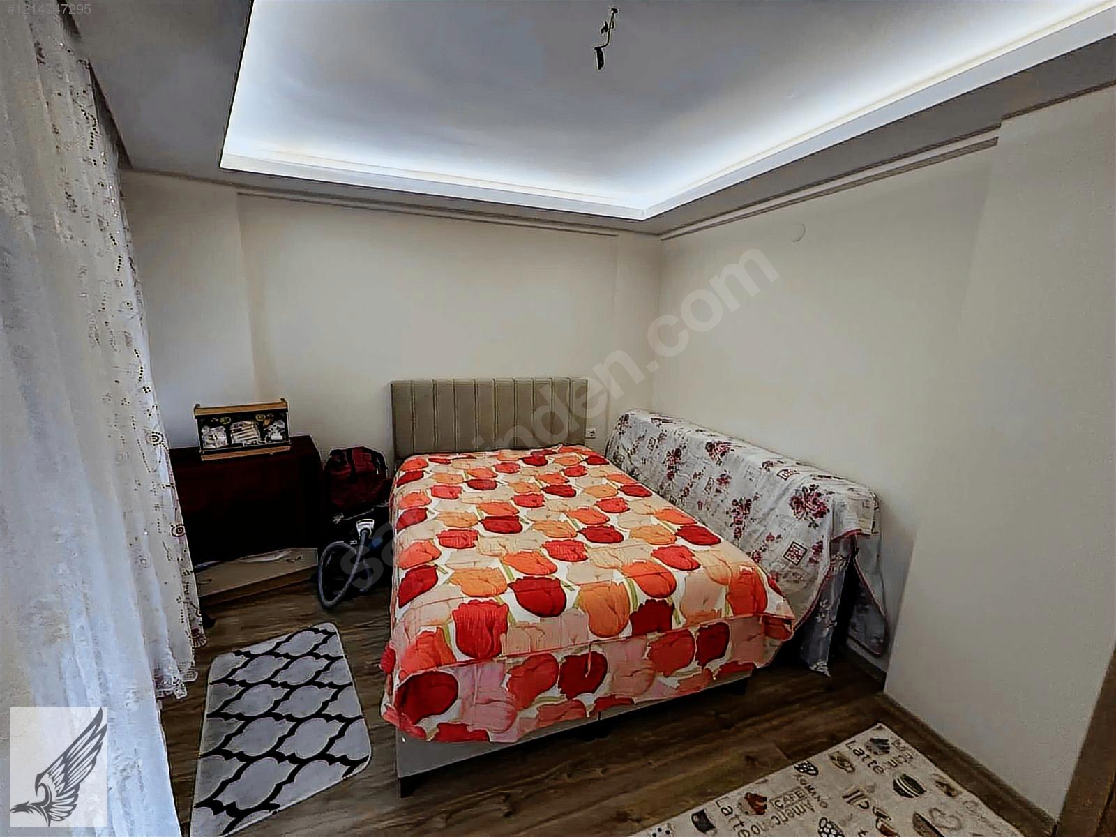 HİDİRLİKTA ÇİFT CEPHE KAPALI MUTFAK ARA KAT 2+1 DAİRE