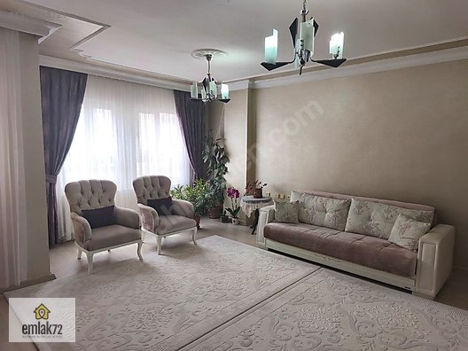 Belde'de Satılık 3+1 Daire, 160m², Merkezi Konumda!