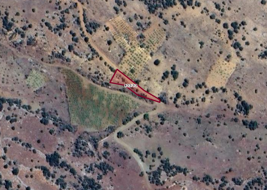 KONYA BOZKIR HAMZALAR  KÖYÜNDE 620  M² BAĞ  SATILIKTIR