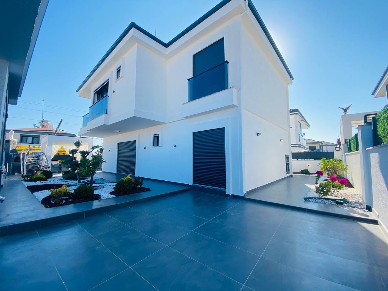 DİDİMDE SATILIK EFELERDE SÜPER LÜKS 4+1 FULL EŞYALI MÜSTAKİL VİLLA