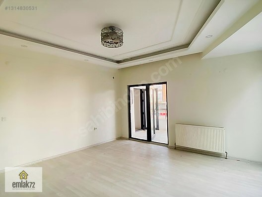 EMLAK 72'DEN KÖRİK MH.WOLKSVAGEN KARŞISINDA(3+1) SATILIK DAİRE