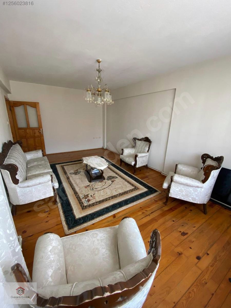 KARŞİYAKA MAHALLESİNDE 4+1 KÖŞE BAŞI DAİRE OTOMATİK ARAÇ TAKAS