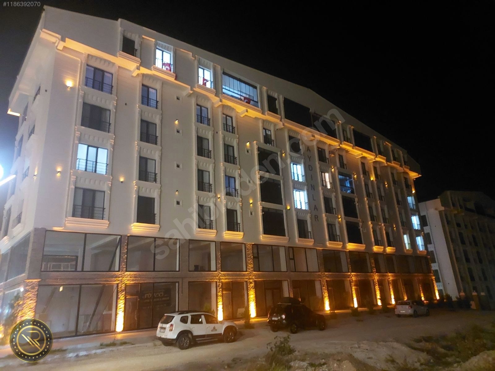 AYDINLAR İZMİR LİFE KONAKLARINDA 3+1 SATILIK SIFIR DAİRE