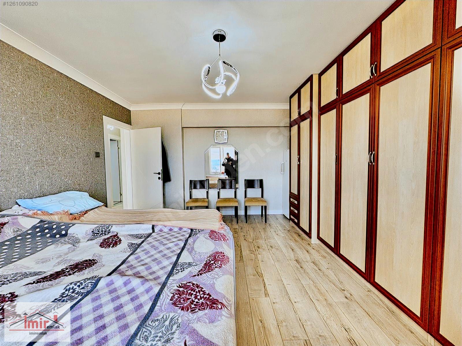 İMİR EMLAK'TAN SİTEDE FUL YAPILI SEHİR MANZARALI 3+1 9.KAT DAİRE