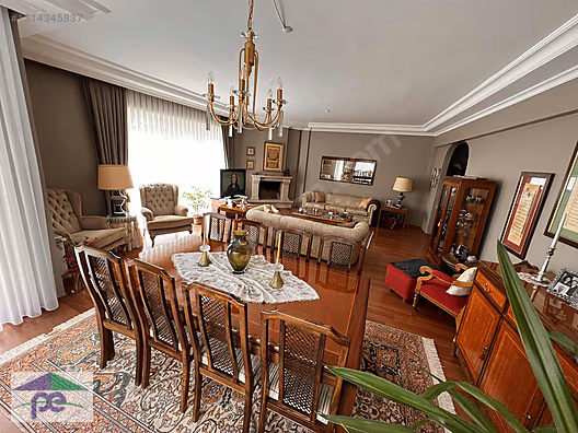 POLAT'TAN 4+1 220m2 VİLLALAR BÖLGESİNDE SAHİLE 3 DK MESAFEDE