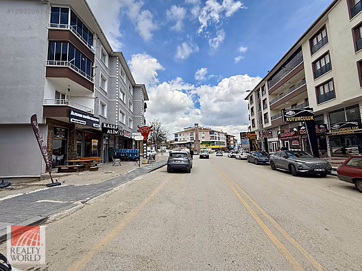 TEMELLİ TOKİ BLOKLARINDA FULL EŞYALI KATTA SATILIK 1+1 DAİRE