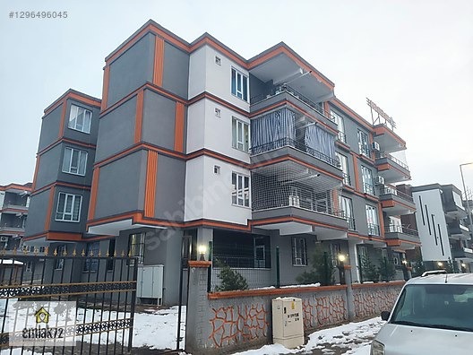 EMLAK 72 DEN HİLAL MAHALLESİ'NDE SATILIK 2+1DAİRE ZEMİN KAT