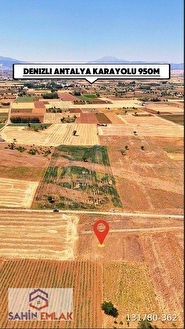 ŞAHİN BÜKE EMLAKTAN DENİZLİ ACIPAYAM AKALAN MAH. SATILIK 826 M² SATILIK TARLA
