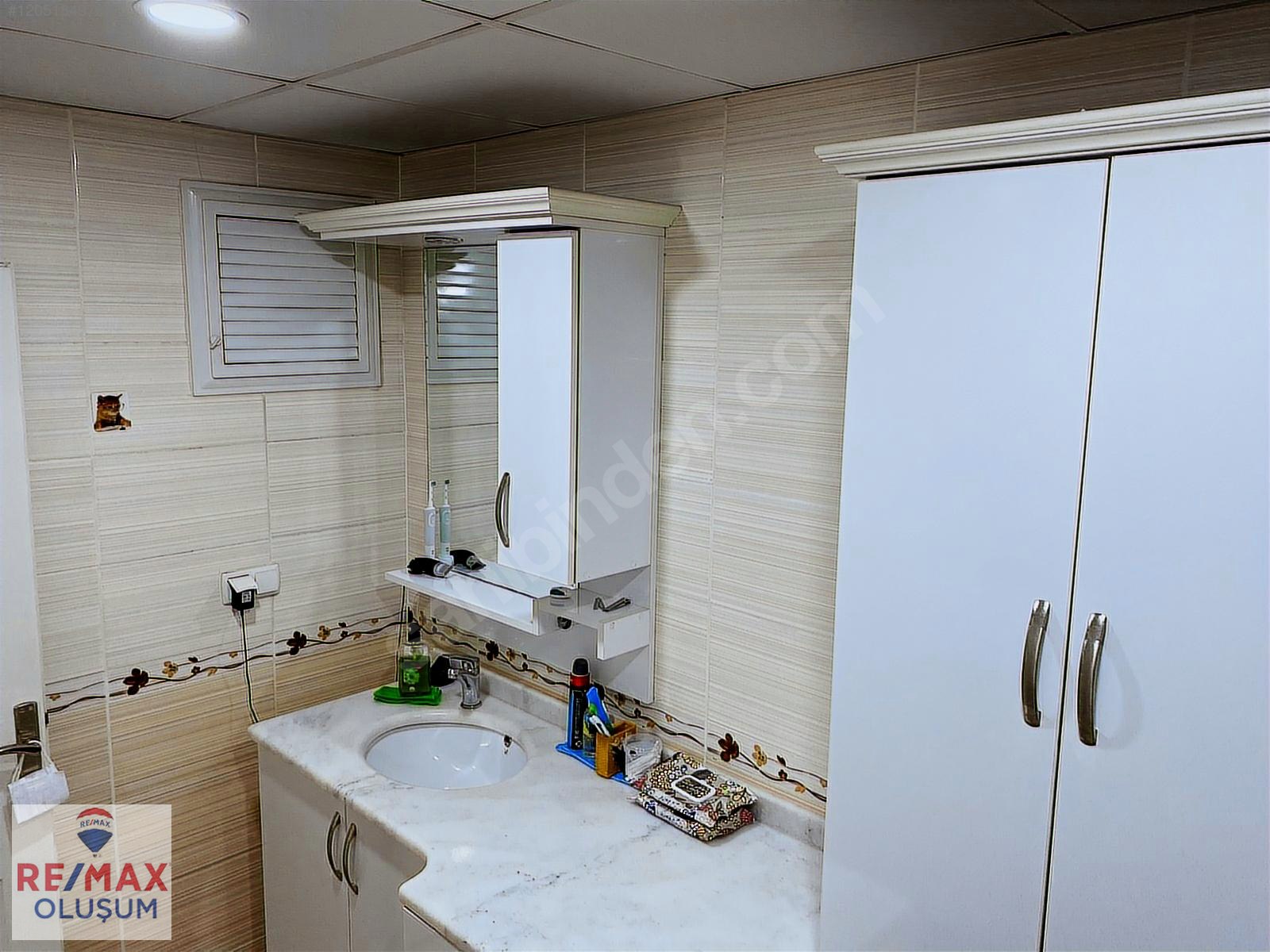 REMAX OLUŞUM'dan Yenimahalle'de Satılık 3+1 Net 115M2 Daire