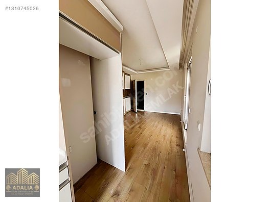 Konyaaltı Limanda Havuzlu Site İçinde 1+1 Satılık Daire!