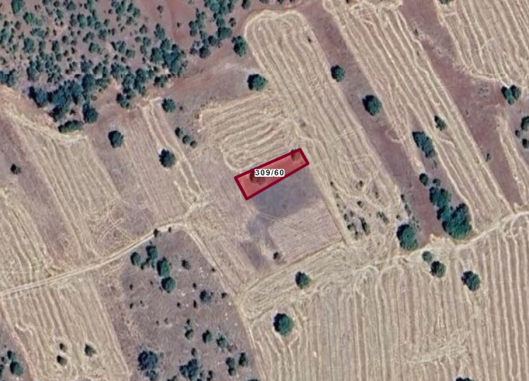 KONYA GÜNEYSINIR KIZILÖZ  KÖYÜNDE 395 M²  TARLA  SATILIKTIR