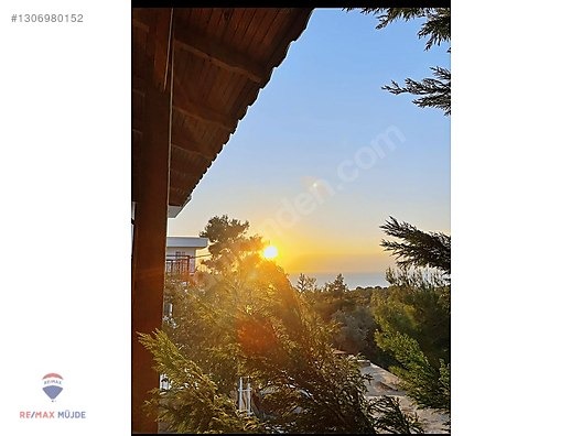 Çanakkale Ezine Tavaklı'da Deniz ve Doğa Manzaralı Villa