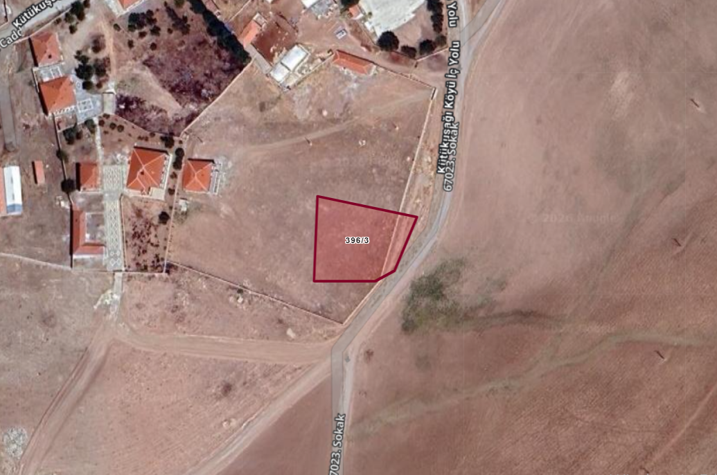 KONYA CİHANBEYLİ KÜTÜKUŞAĞI   KÖYÜNDE  1.927 M²  ARSA  SATILIKTIR