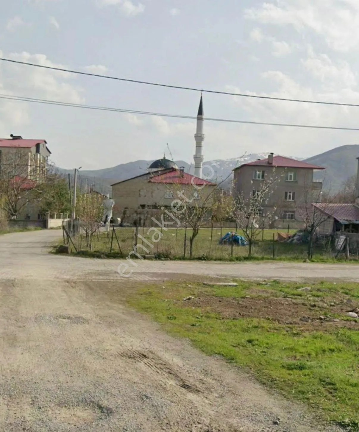 Tatvan Satılık 4 Kat İmarlı Arsa
