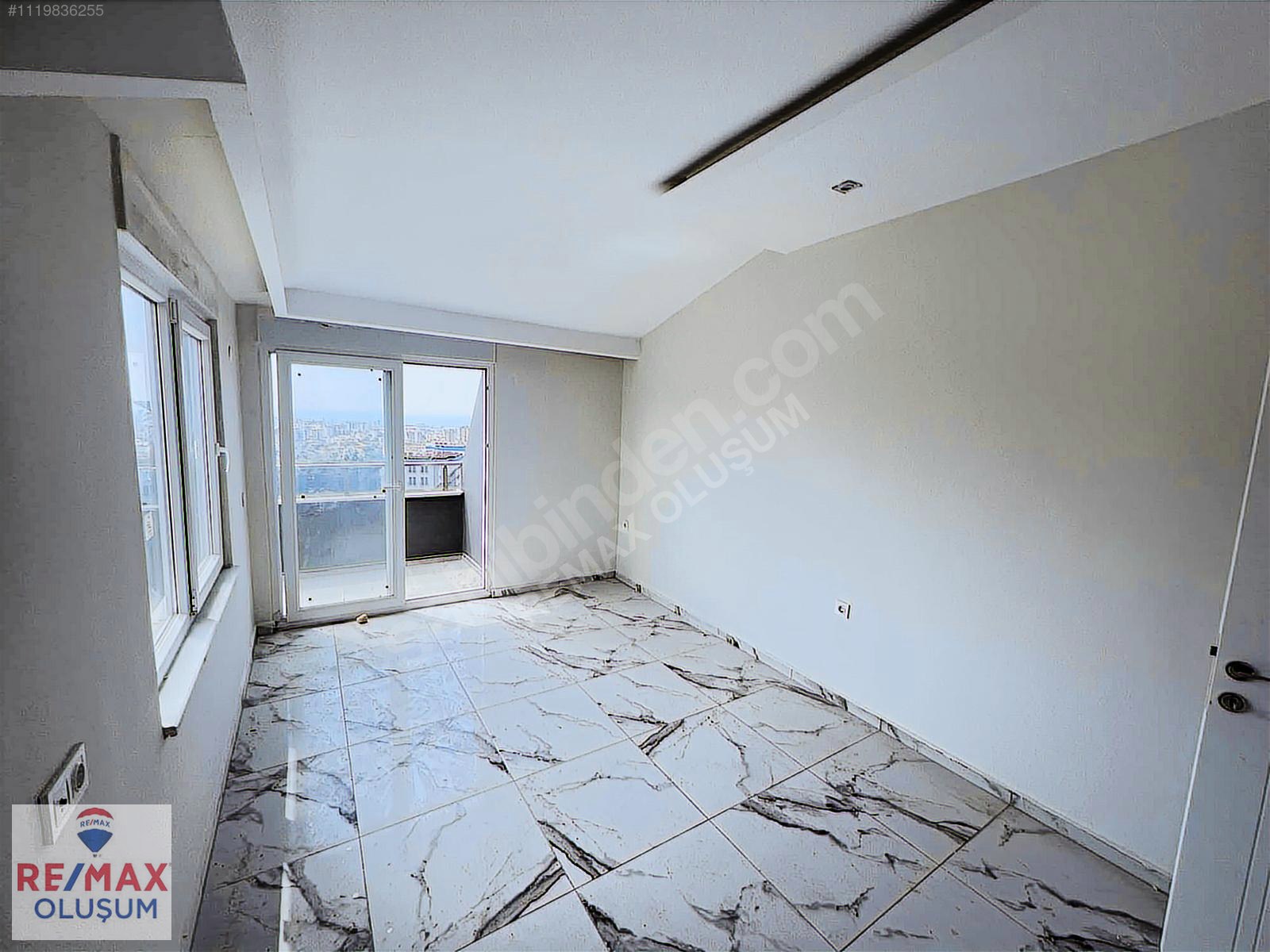 ALANYA AVSALLARDA SİTE İÇİ LÜK 2+1 DUBLEX SIFIR DAİRE