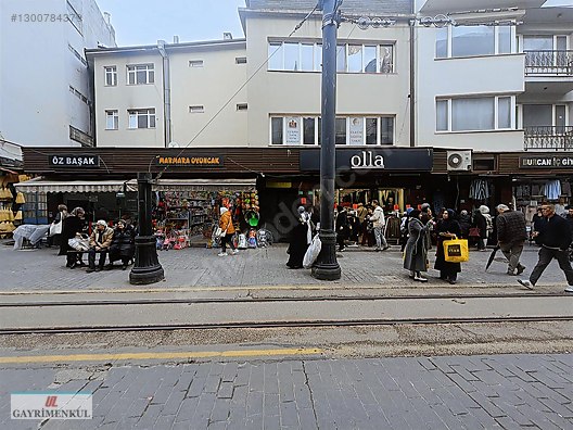 Bursa'nın merkezi Cumhuriyet Caddesinde Satılık Prestijli Dükkan
