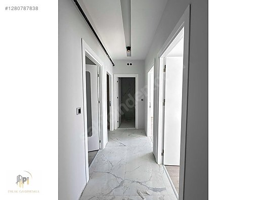Pİ GAYRİMENKUL'den ÜMİT HASTANESİ YAKINI 3+1 ÖZEL GARAJLI DAİRE