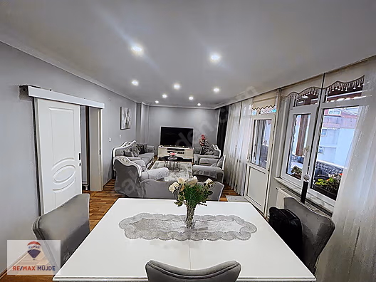 BEYOĞLU PİYALEPAŞA MAHALLESİ ÇİFT BALKONLU 3+1 SATILIK DAİRE