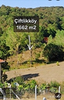 ÇATALCA ÇİFTLİKKÖY ORMAN CEPHELİ 1662 M2 ARAZİ