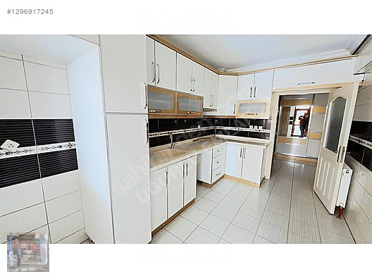 UĞURLU EMLAKTAN SATILIK FIRSAT DAİRE!
