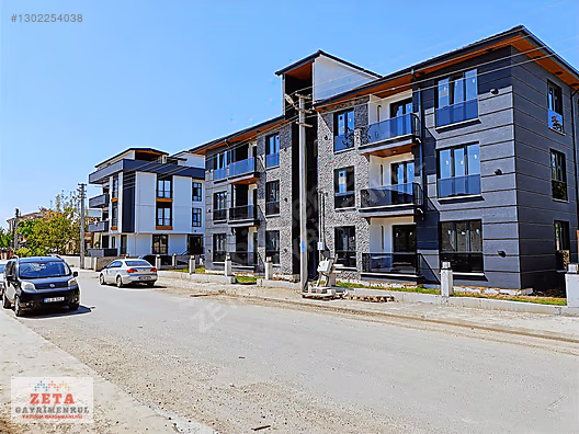 Sakarya Erenler'de Sıfır 3+1 Daire - Okul Karşısı, 120m²