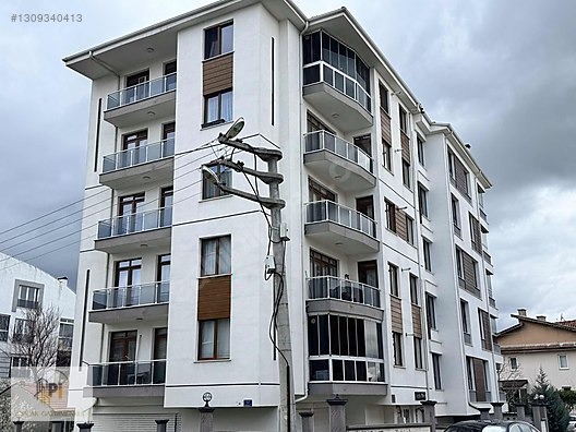 BATIKENT'de ÖZEL GARAJLI 3 CEPHELİ ÇİFT BALKONLU 3+1 DAİRE