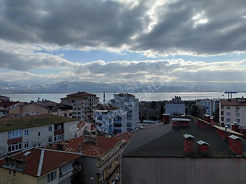 İzmit Kurçeşme Radarda Deniz Manzaralı Daire.