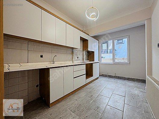ARYA'DAN AKÇAY'DA PLAJA 100 METRE BAHÇE KULLANIMLI DAİRE