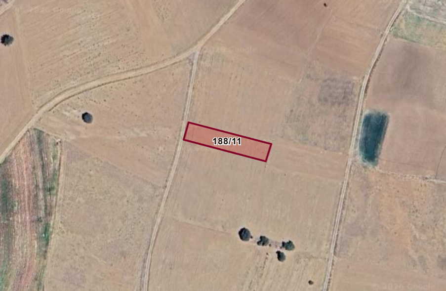 KARAMAN MERKEZ MURATDEDE  KÖYÜNDE 958 M²  TARLA  SATILIKTIR