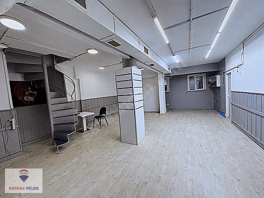 İMRAHOR İLYAS BEY CADDE 150m² DÜZ GİRİŞ İŞ YERİ TABELA DEĞERLİ