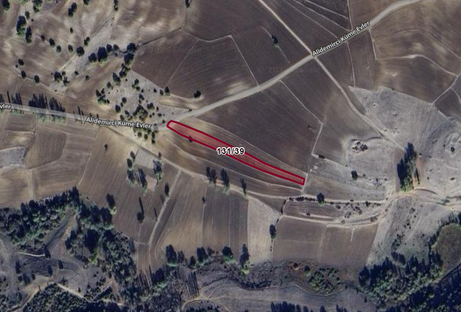YOZGAT ÇAYIRALAN ALİDEMİRCİ KÖYÜNDE 2.894M² TARLAMIZ SATILIKTIR