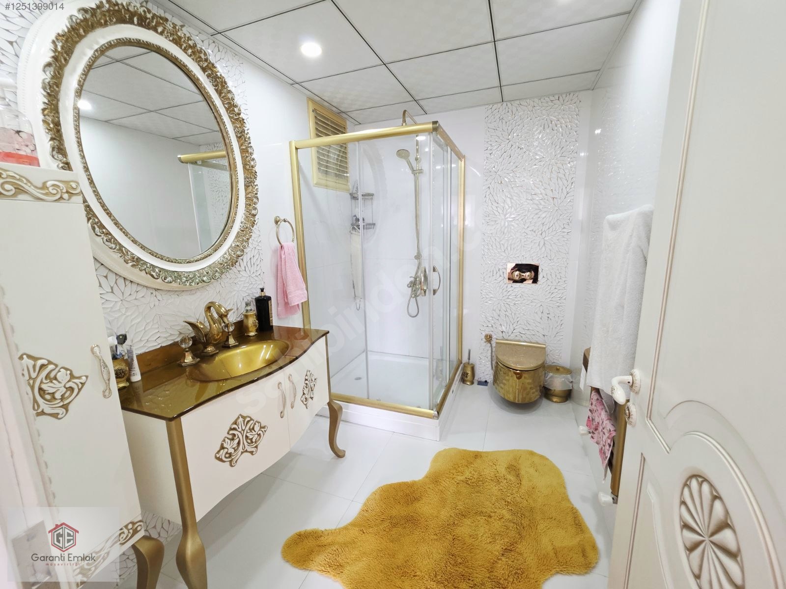 DURUGÖLDE UZAYKENTTE 6.KAT ÖN CEPHE LÜKS 150 M2 SATILIK DAİRE