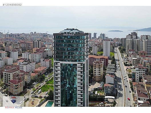Kartal Vadi Kule'de, Satılık Muhteşem Deniz manzaralı, Geniş 3+1