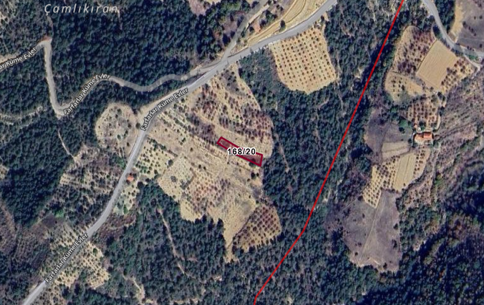 KÜTAHYA ŞAPHANE PAZAR KÖYÜNDE 759 M² BAHÇE  SATILIKTIR