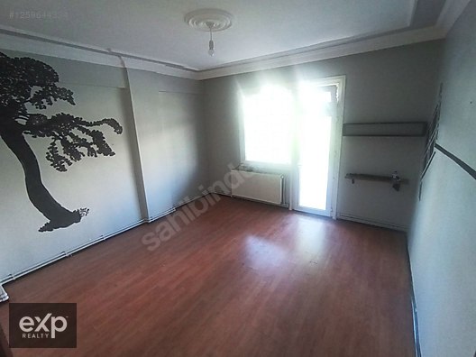 eXp'den Kartal Soğanlık Orta Mh 2+1 Balkonlu Satılık Daire